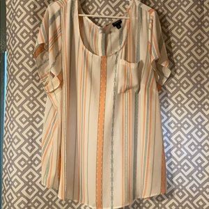 Button up Back with Pocket Front Blouse